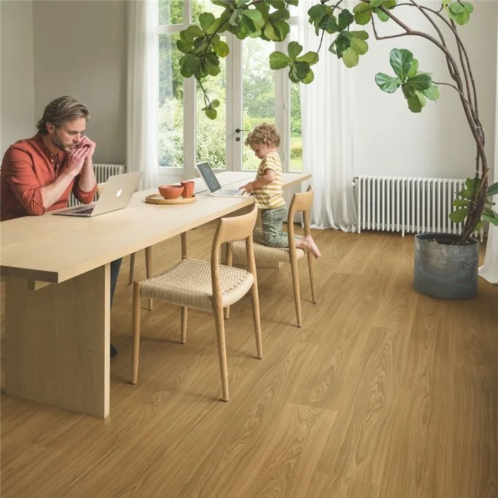Ламинат Quick-Step Classic Дуб термо натуральный CLH5796