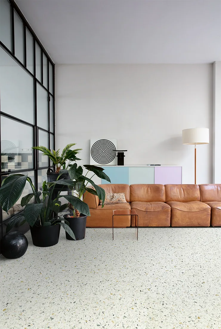 Клеевая кварцвиниловая плитка LVT Quick-Step Терраццо многоцветный Blush SGTC20307