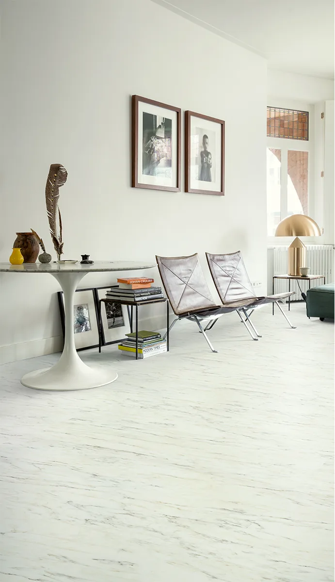 Клеевая кварцвиниловая плитка LVT Quick-Step Мрамор белый лунный Blush SGTC20305