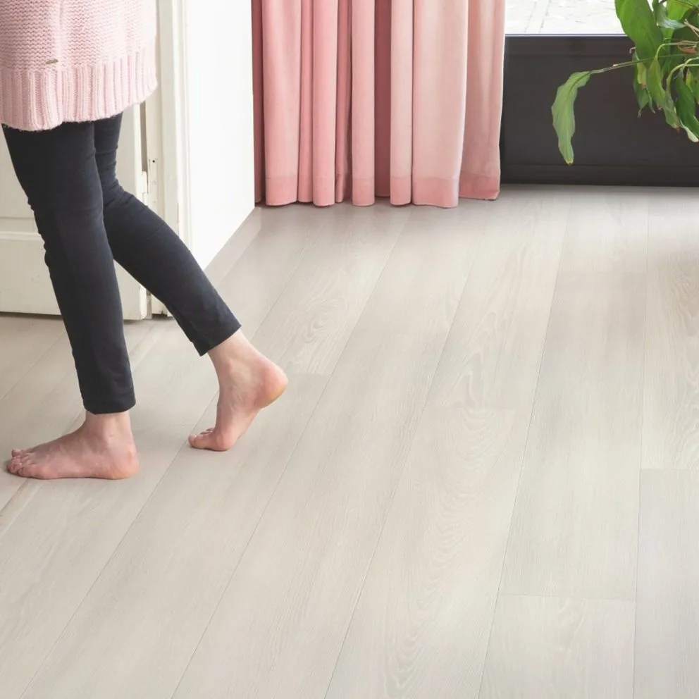 Ламинат Quick-Step Дуб белый премиум SIU4757