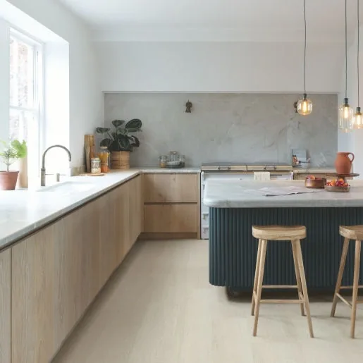 Кварцвиниловая плитка Quick-Step Дуб морской светлый ALPHA VINYL Bloom AVMPU40079 — фото 3