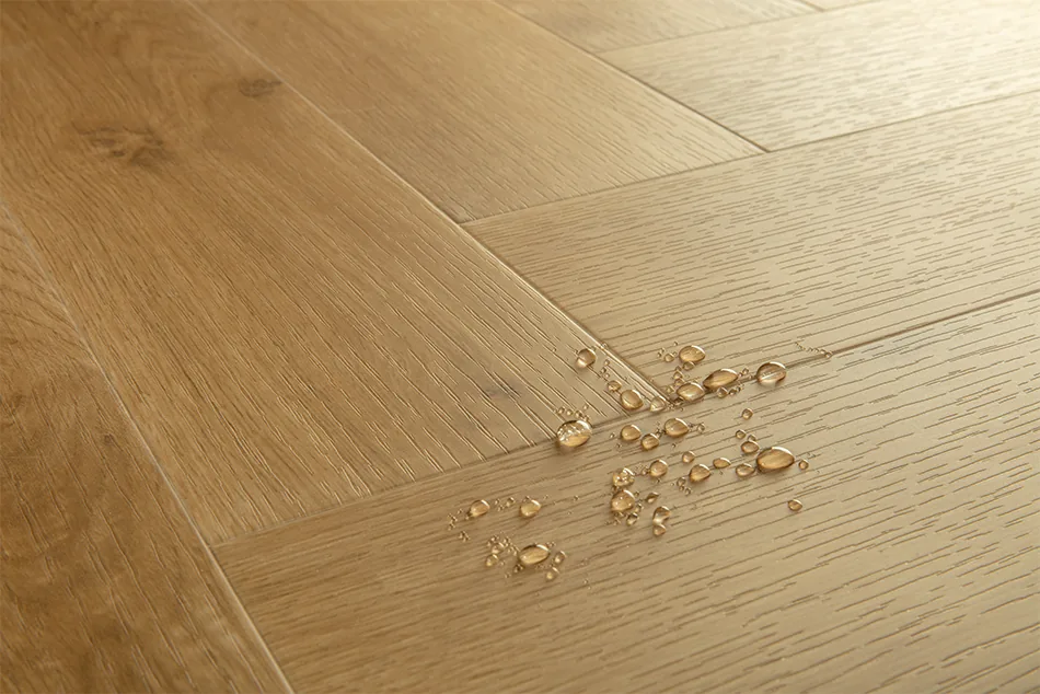 Клеевая кварцвиниловая плитка LVT Quick-Step Мoрской бpиз теплый медoвый Pristine SGHBC20327