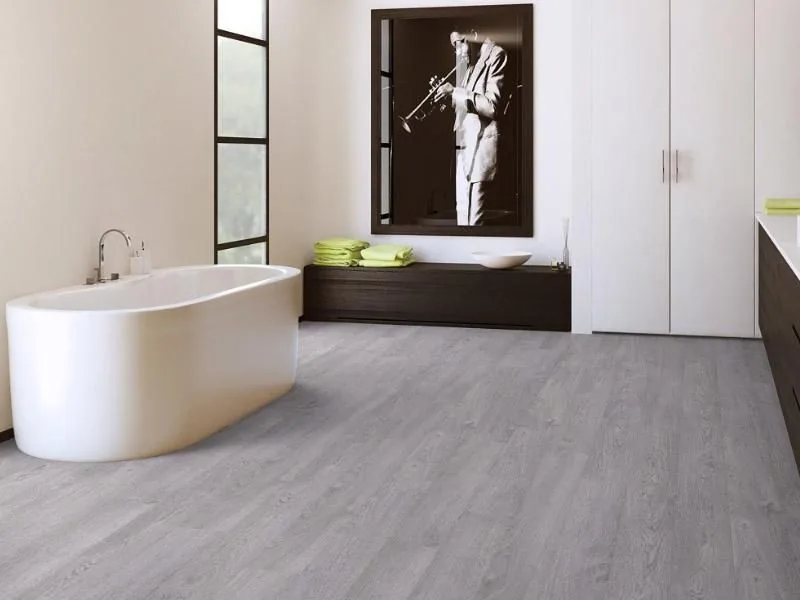 Ламинат Quick-Step Perspective Wood Доска дуба светло-серого старинного PW1406
