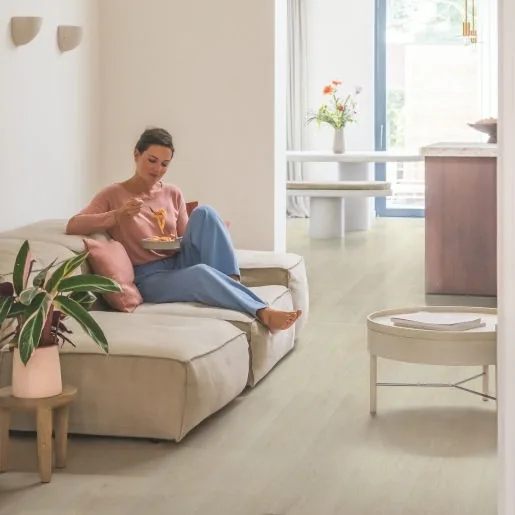 Кварцвиниловая плитка Quick-Step Дуб морской светлый ALPHA VINYL Bloom AVMPU40079 — фото 2
