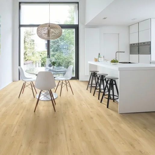 Кварцвиниловая плитка Quick-Step Дуб бежевый ALPHA VINYL Blos base AVSPT40018