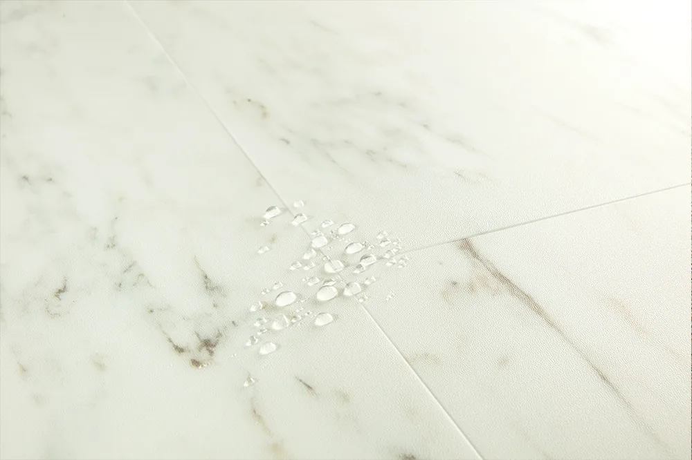 Клеевая кварцвиниловая плитка LVT Quick-Step Мрамор белый лунный Blush SGTC20305