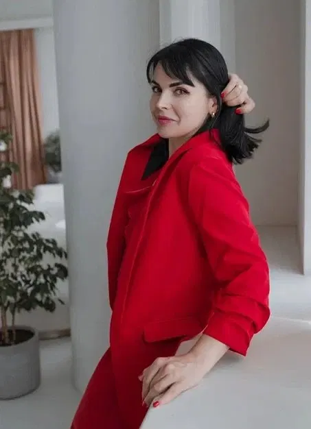Елена Кокшарова